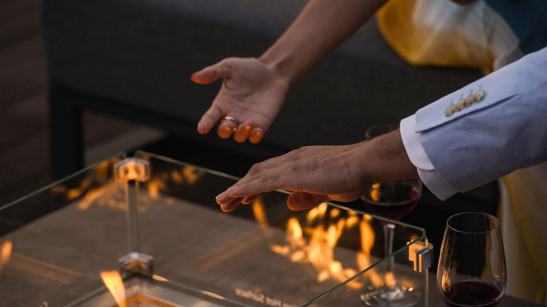 Stripe XL mit Feuertisch