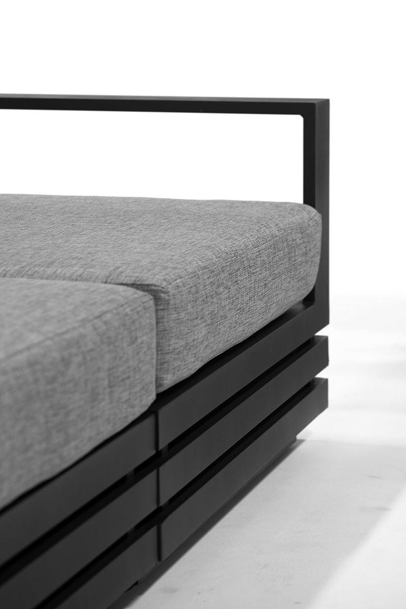 RN-4 L mit Feuertisch