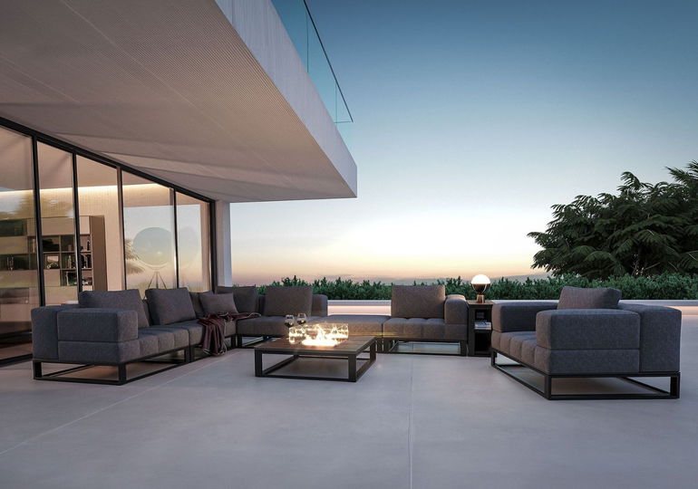 Stripe XL mit Feuertisch