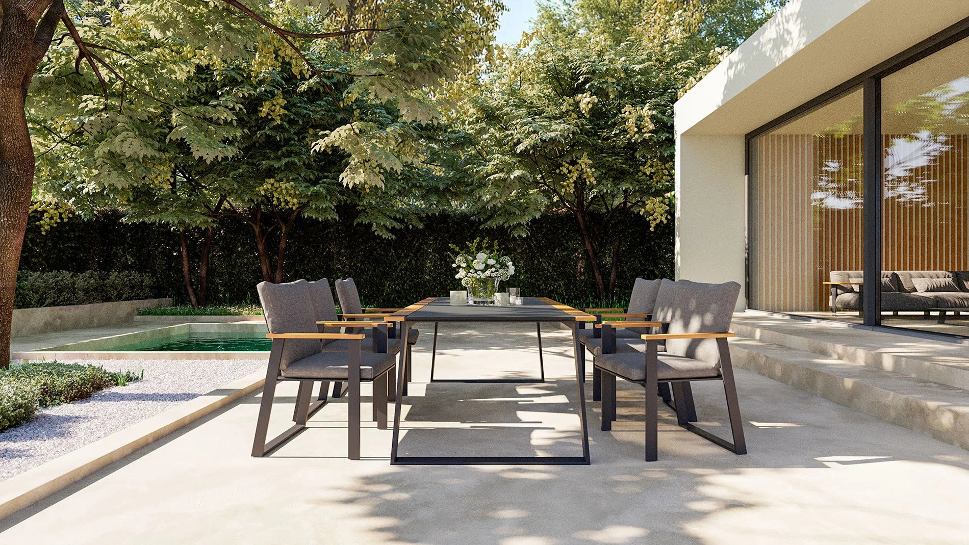    AURA DINING L